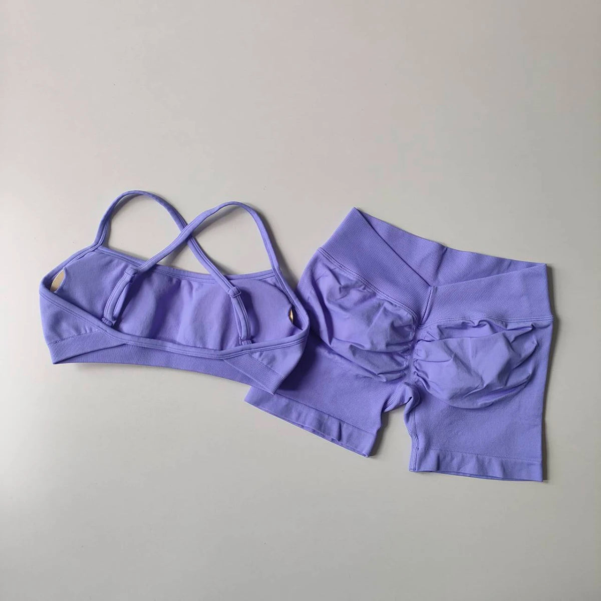 Women's 2-Piece Yoga Suit Seamless Fitness Suit Gym Clothes Sports Bra Impact Shorts Set Workout Set Gym Outfit